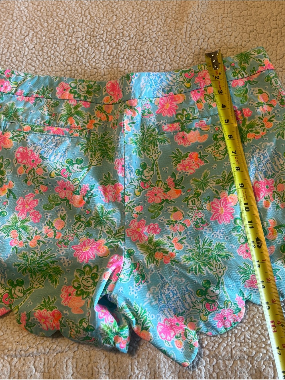Lilly Pulitzer x Disney Buttercup Lilly Loves Disney Shorts Women’s Size 14 EUC - Picture 8 of 8